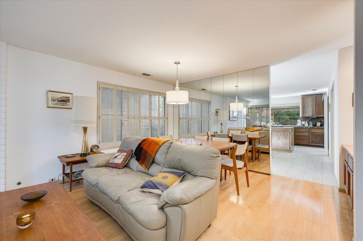 11423 Treasure Hill Court