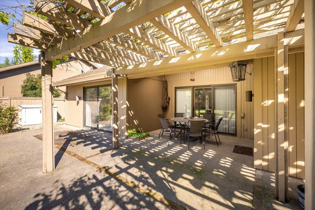 11423 Treasure Hill Court