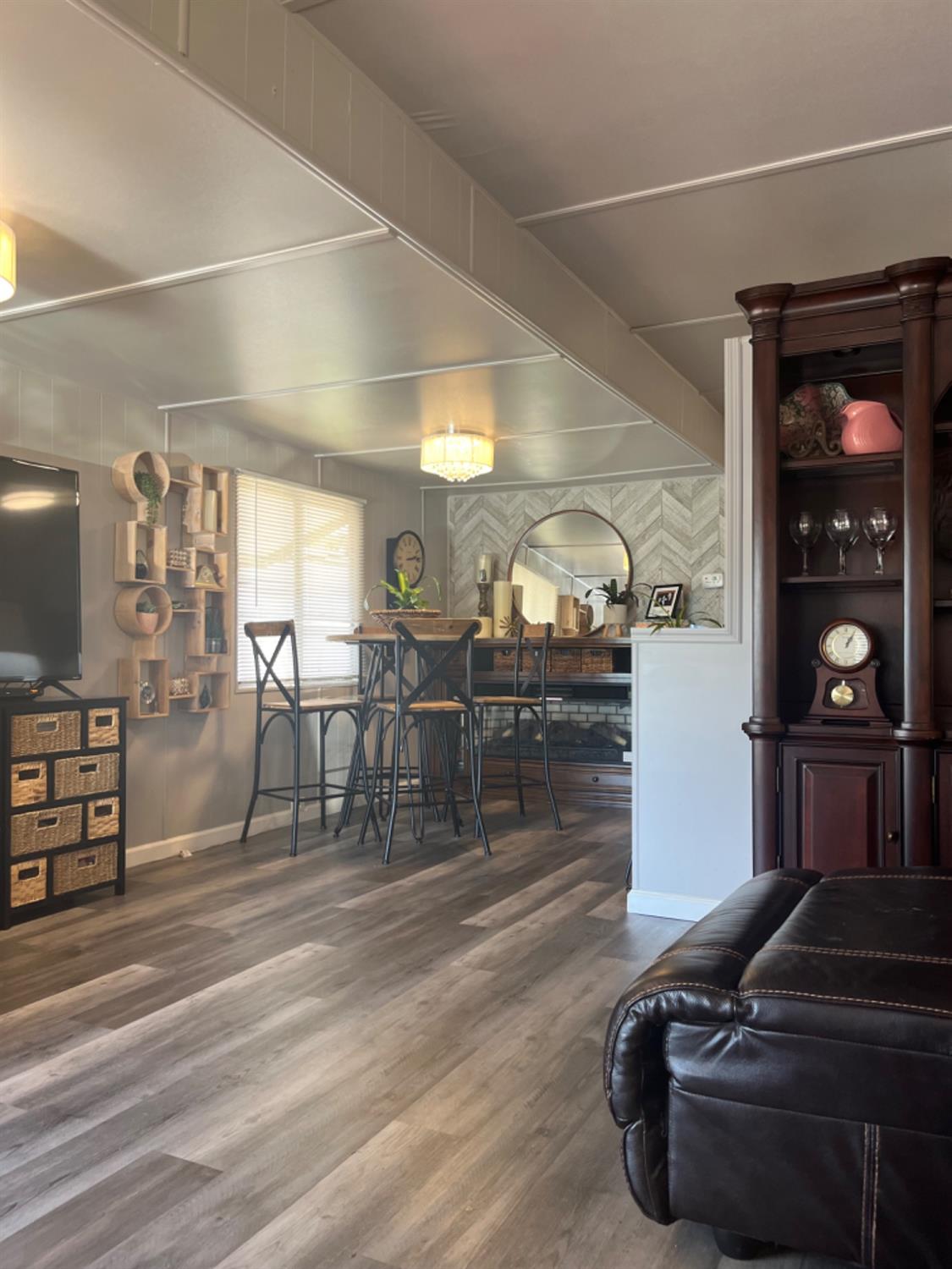 9060 Auburn Folsom Rd 45