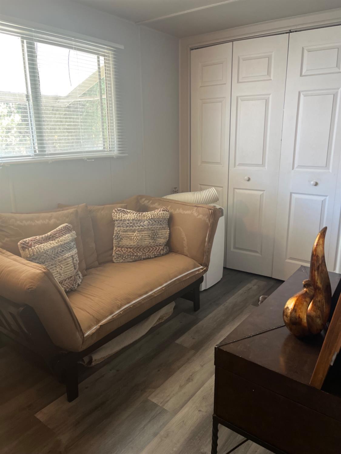 9060 Auburn Folsom Rd 45