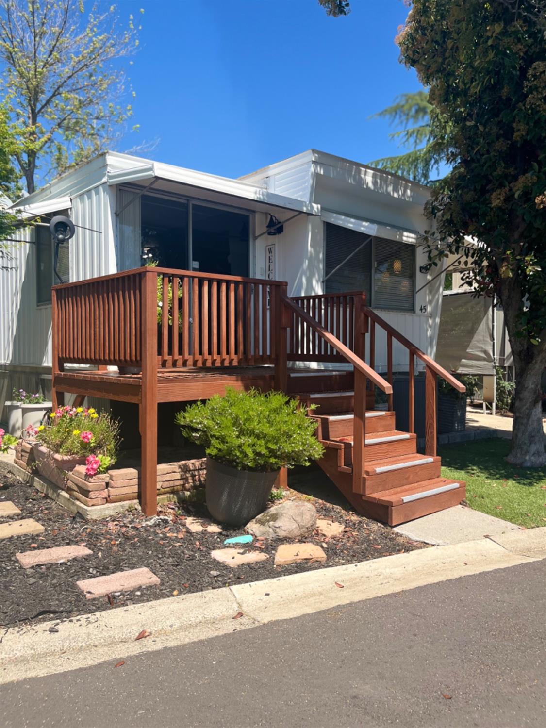 9060 Auburn Folsom Rd 45