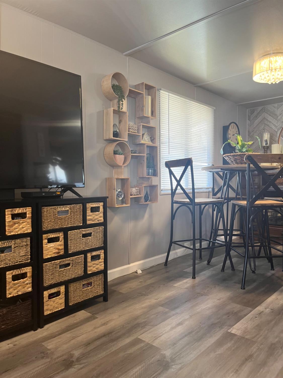 9060 Auburn Folsom Rd 45