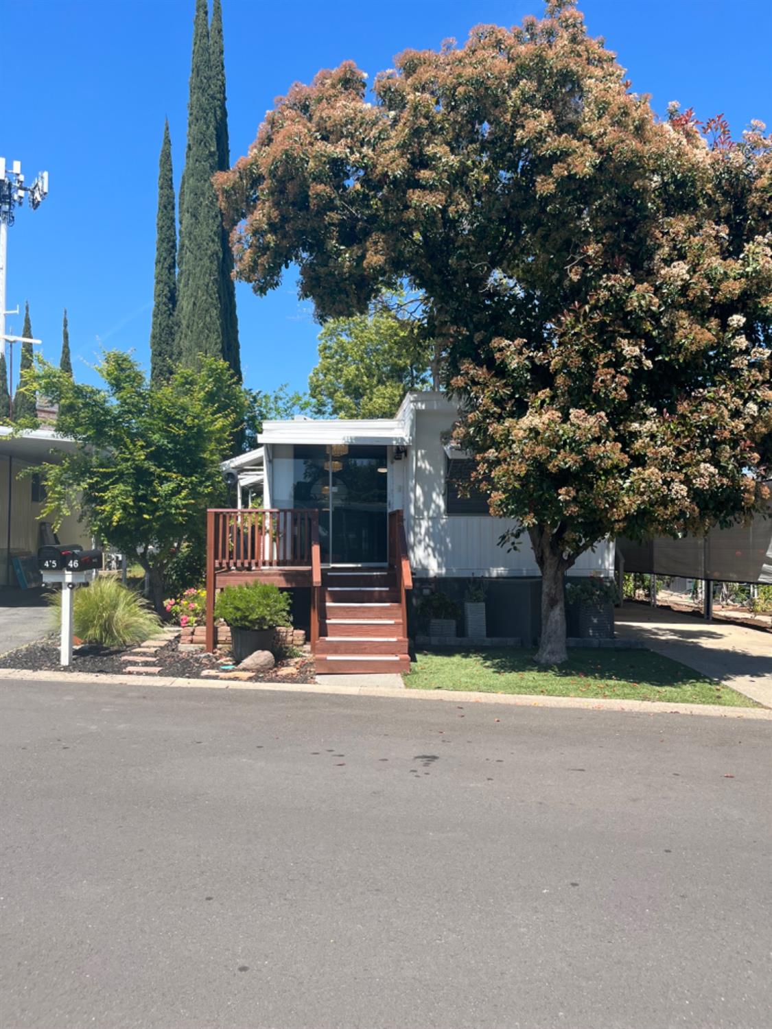 9060 Auburn Folsom Rd 45