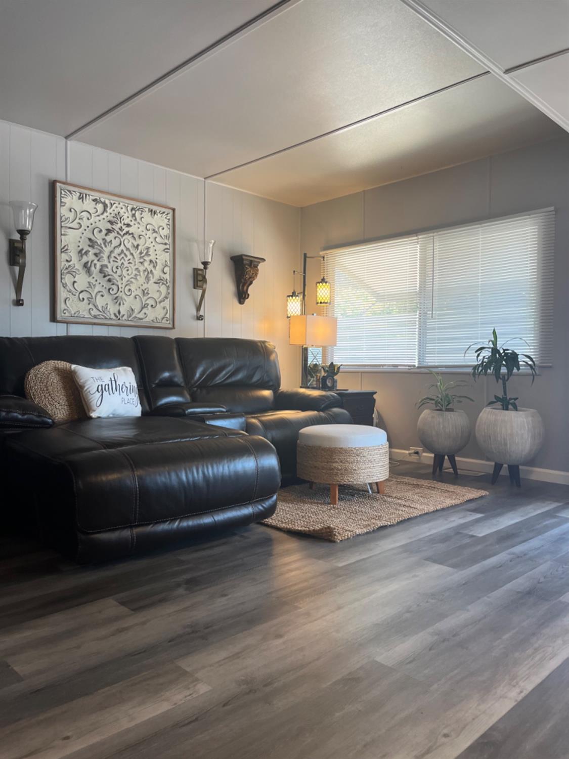 9060 Auburn Folsom Rd 45