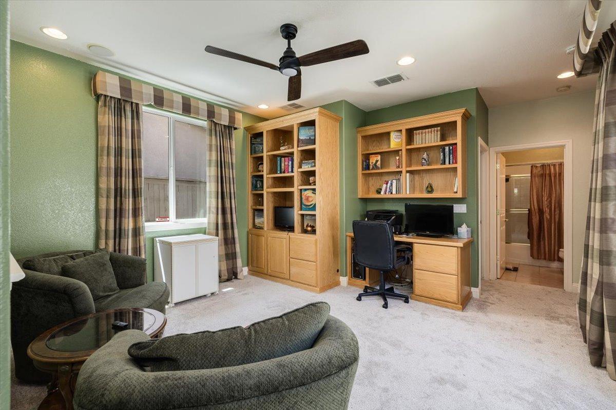 5742 Palmera Lane