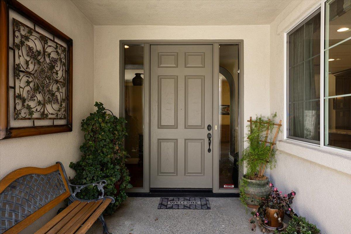 5742 Palmera Lane