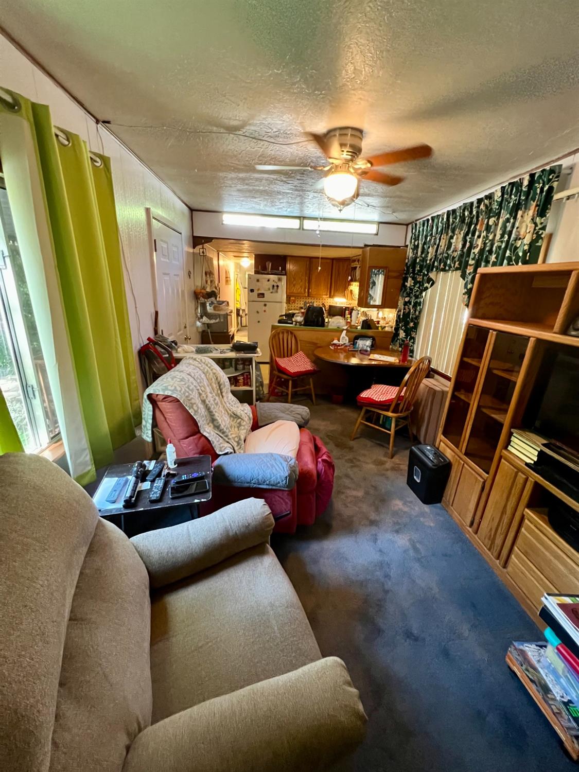 1525 Cold Springs Road 8