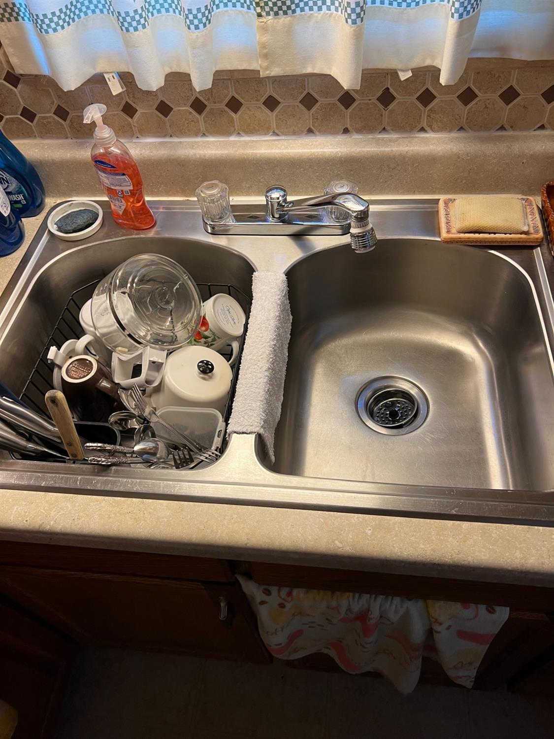 1525 Cold Springs Road 8