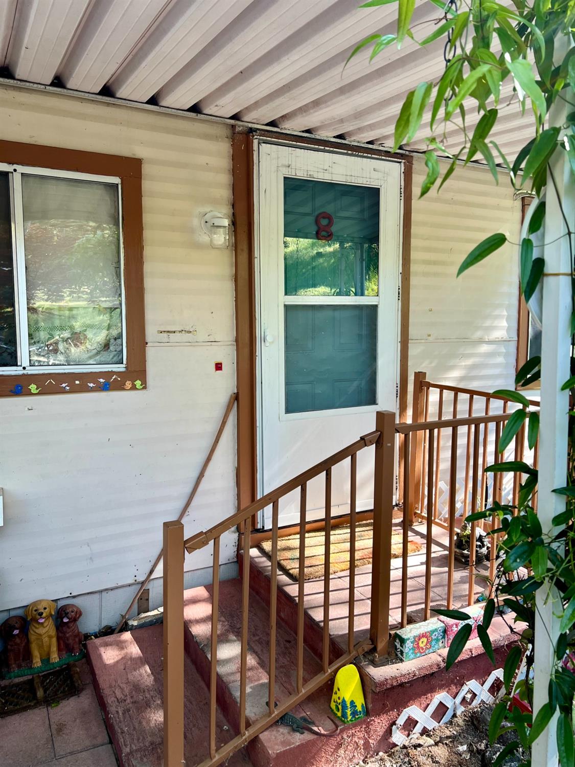 1525 Cold Springs Road 8