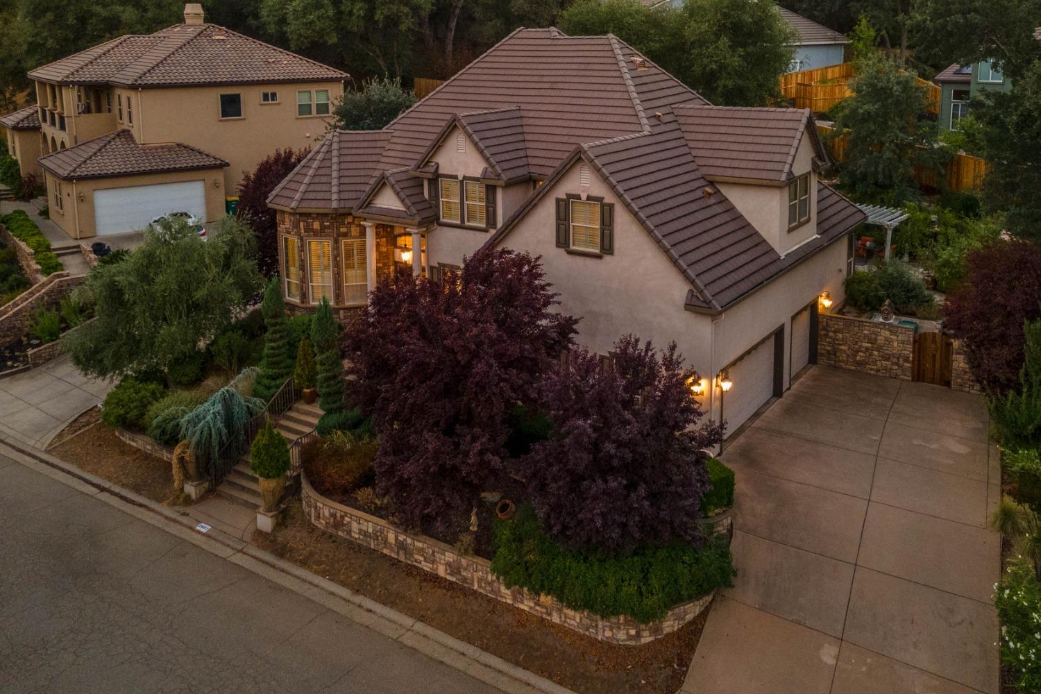 2607 Francisco Drive