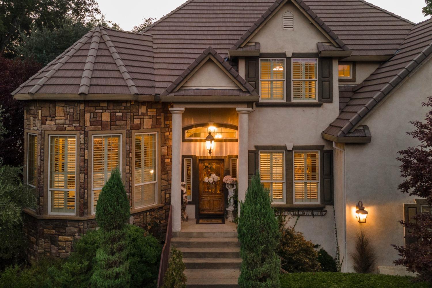 2607 Francisco Drive