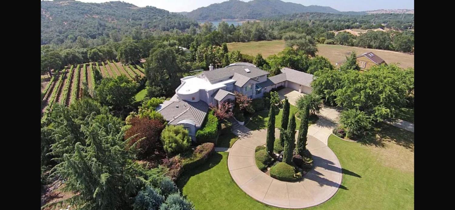 1000 Aqua Haven Court