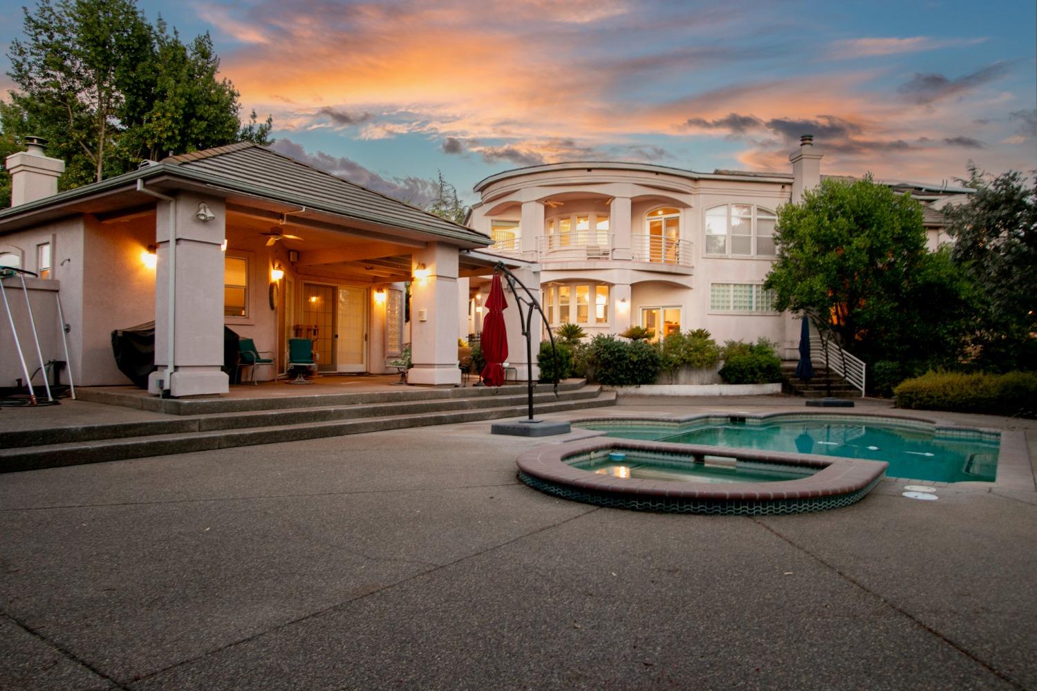 1000 Aqua Haven Court