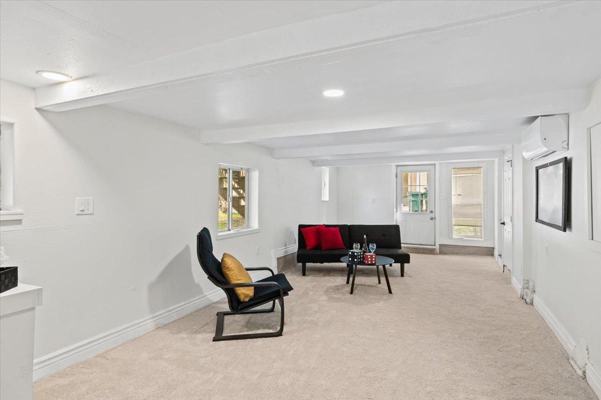 6310 Pleasant Valley Road