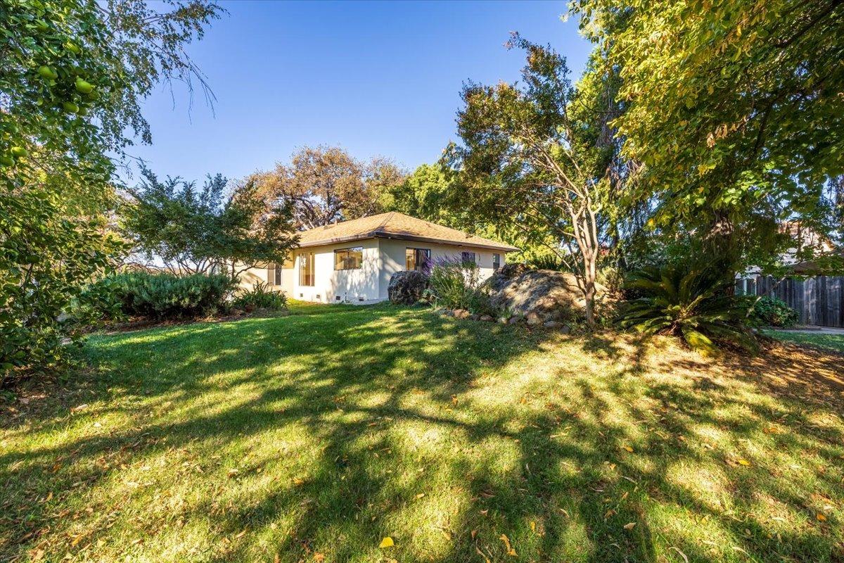 313 Los Verjeles Road