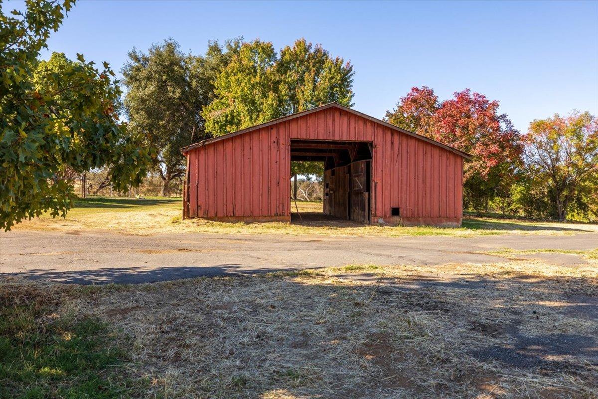 313 Los Verjeles Road