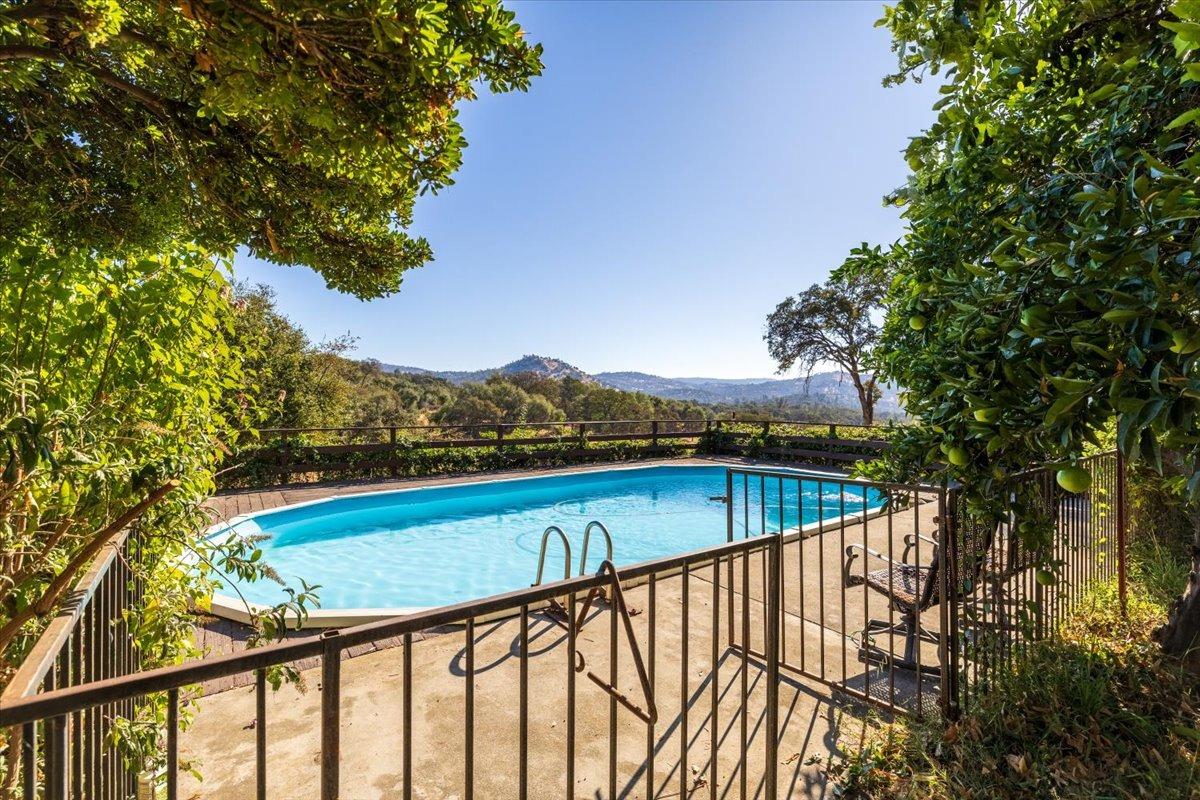 313 Los Verjeles Road