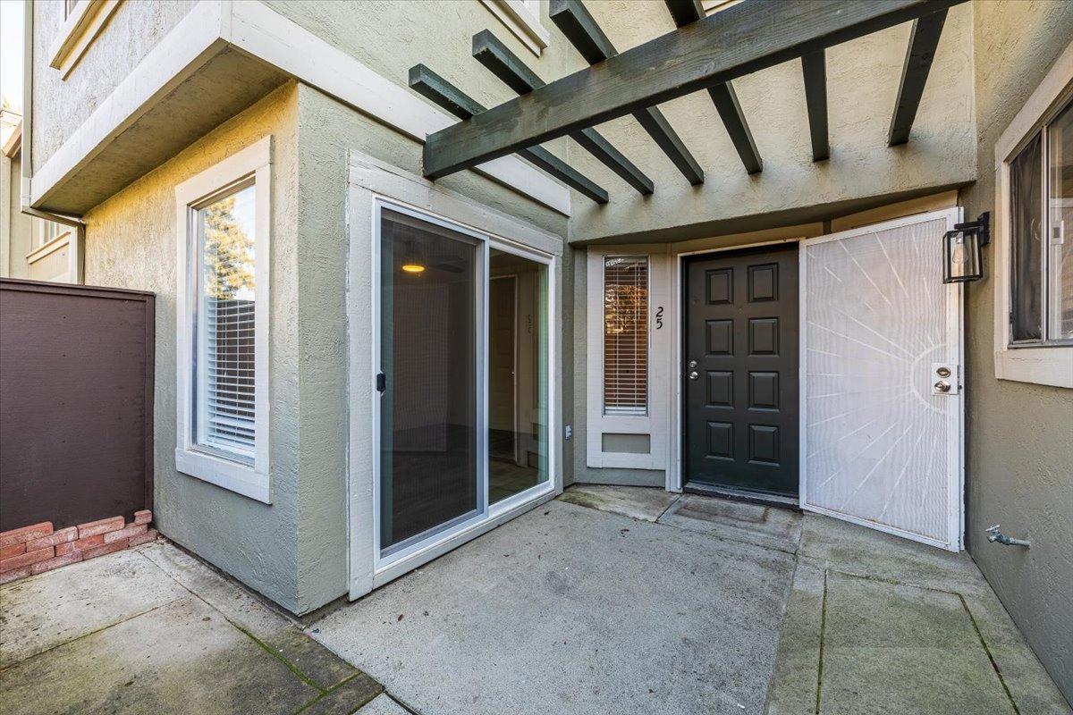 110 Luna Grande Circle Unit 25