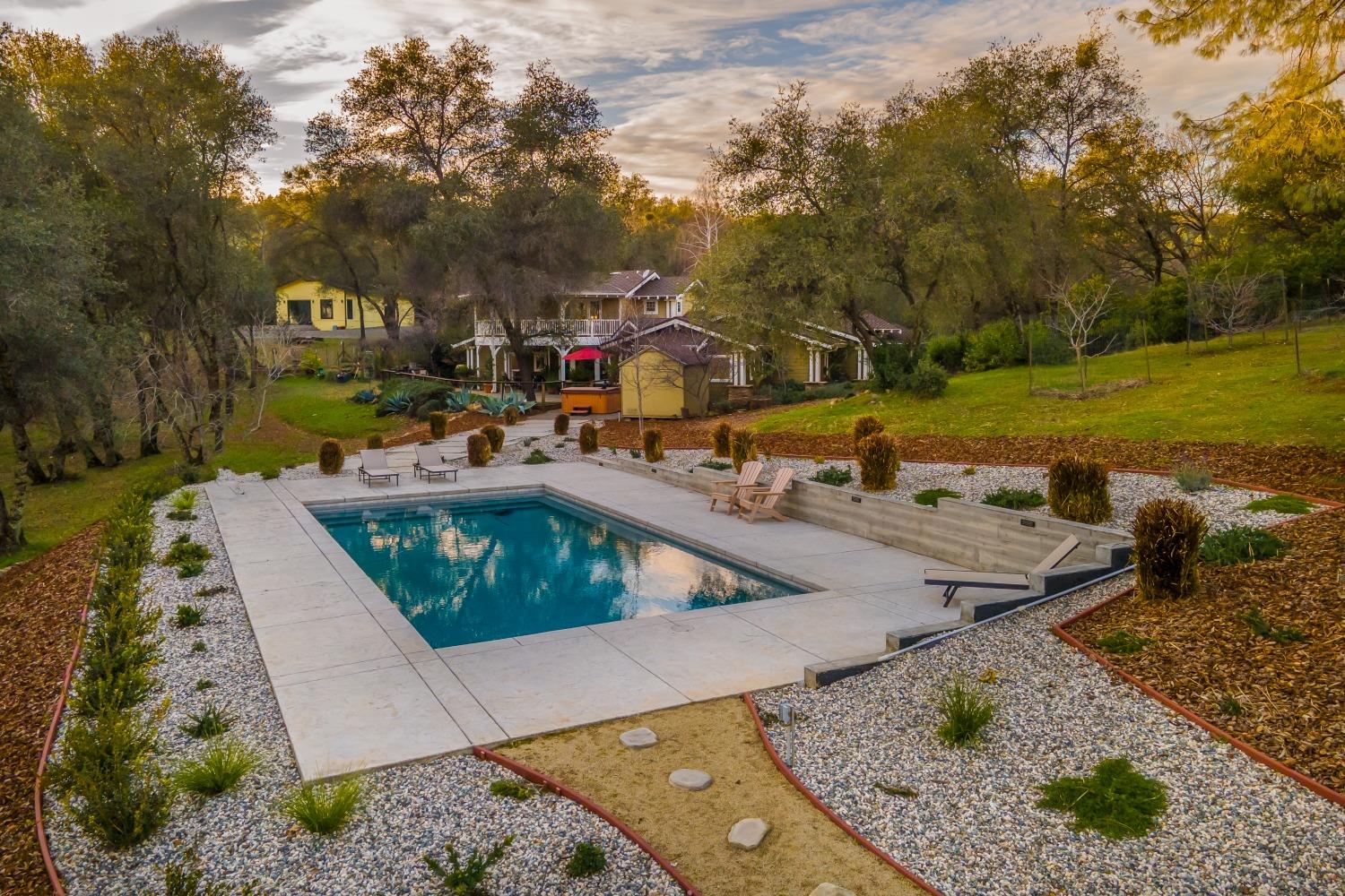 5350 Banbury Cross Road