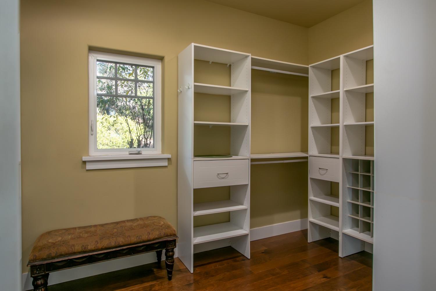 5350 Banbury Cross Road