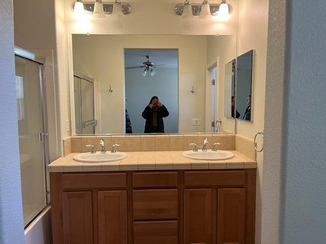 2308 Las Palomas Loop