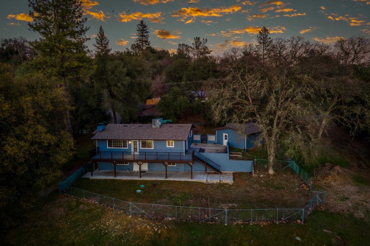 1012 Bridgeview Drive