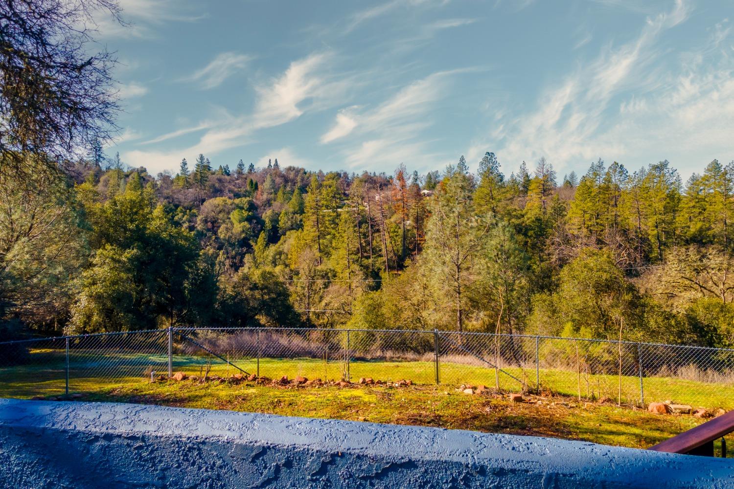 1012 Bridgeview Drive