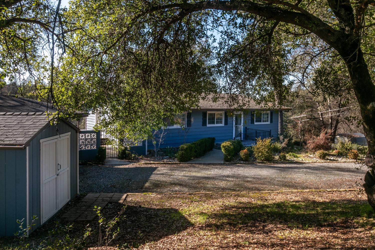 1012 Bridgeview Drive