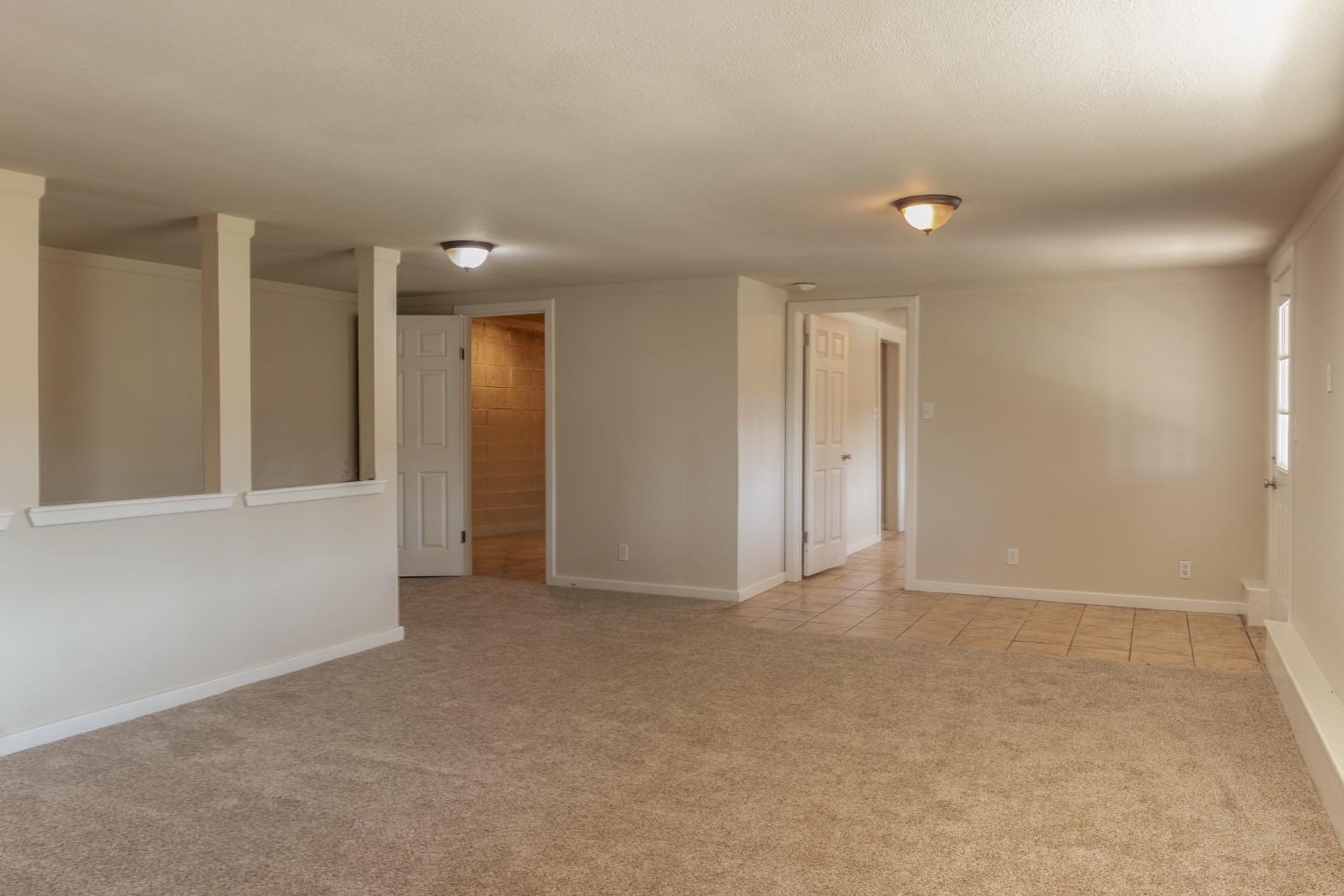 1012 Bridgeview Drive