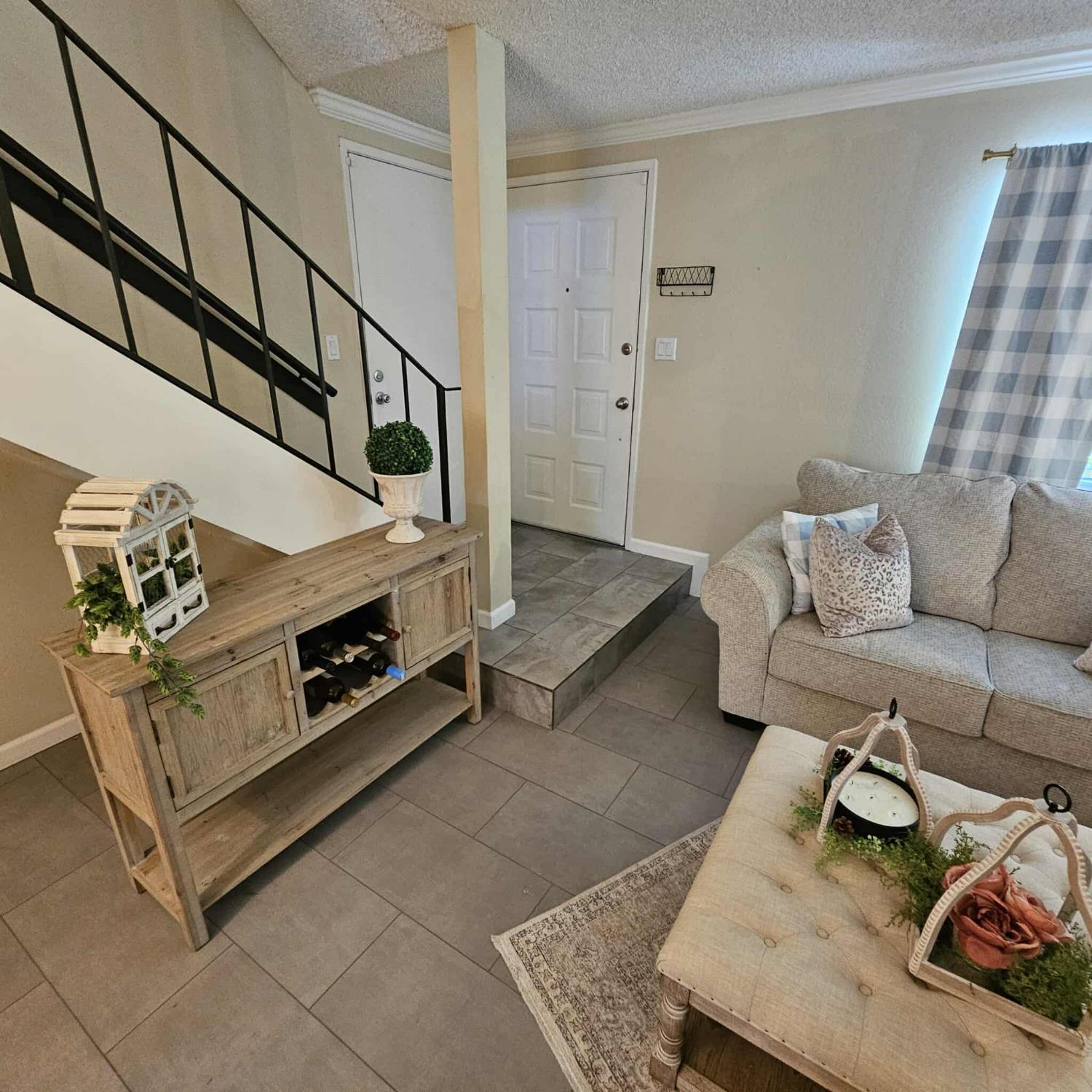 5822 Shadow Creek Drive 3