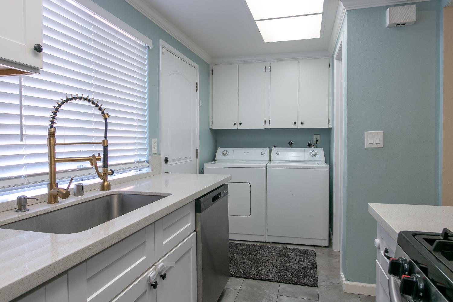 5822 Shadow Creek Drive 3