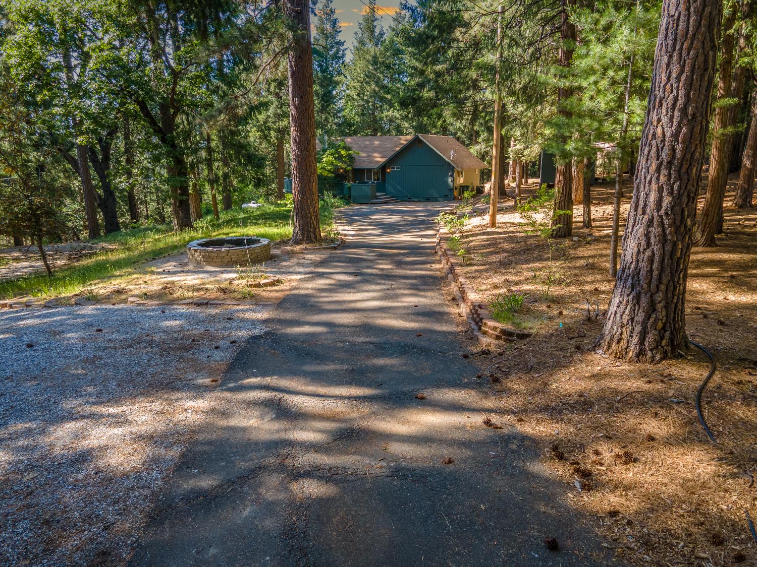 5686 Blue Mountain Drive