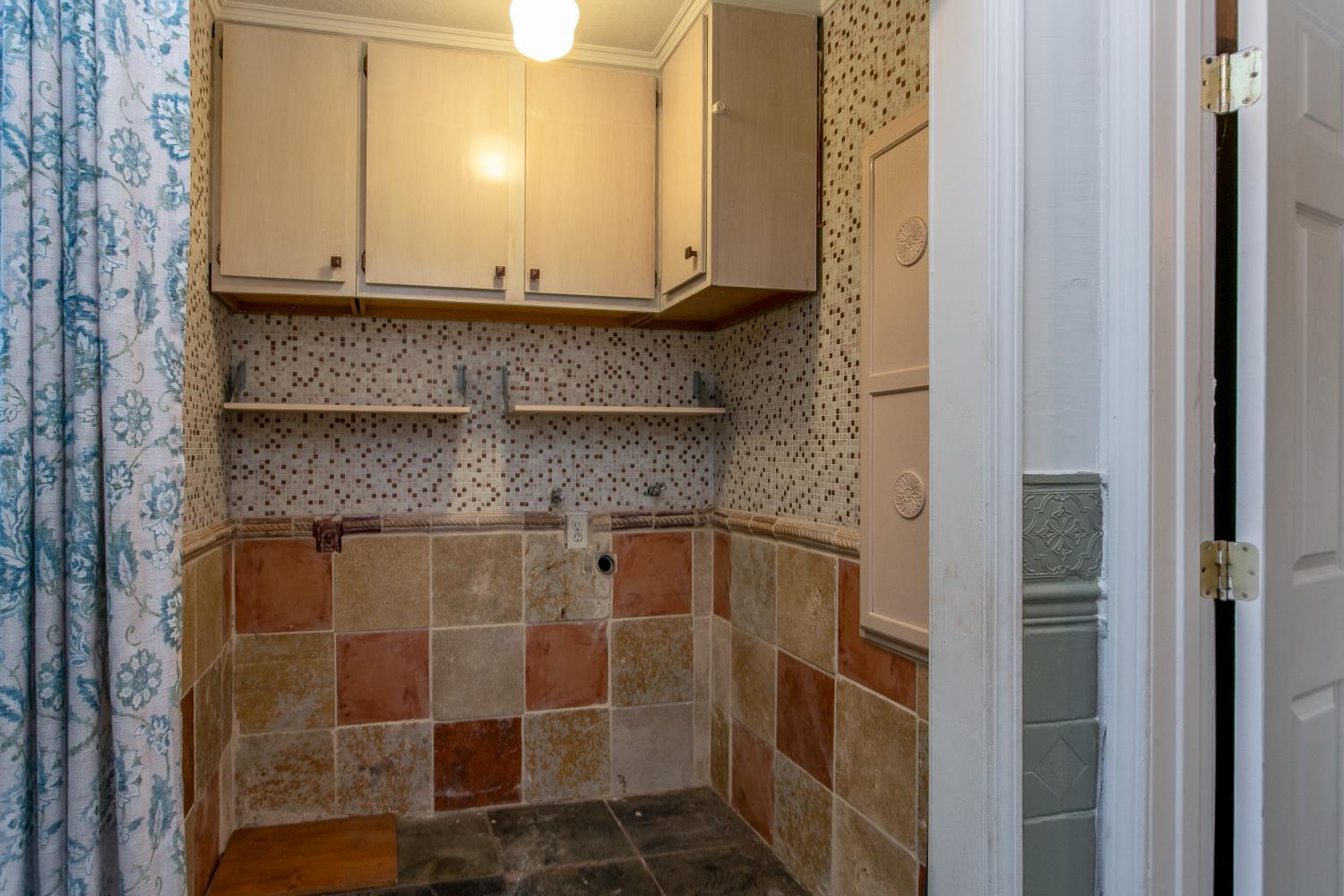 5686 Blue Mountain Drive