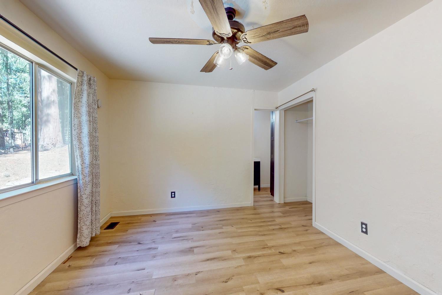 5686 Blue Mountain Drive