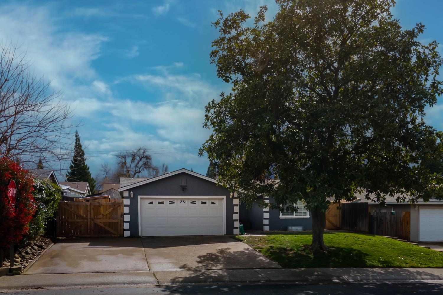 9192 Pershing Avenue