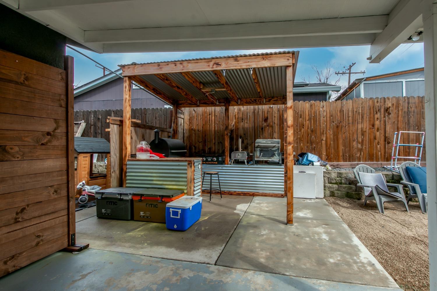 9192 Pershing Avenue