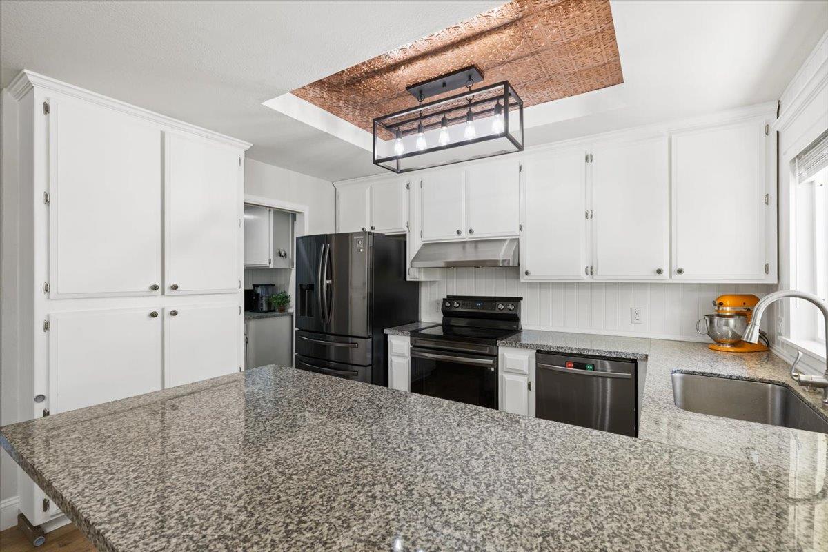 4285 Clare Drive