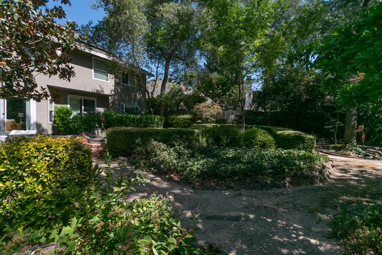 109 Egloff Circle