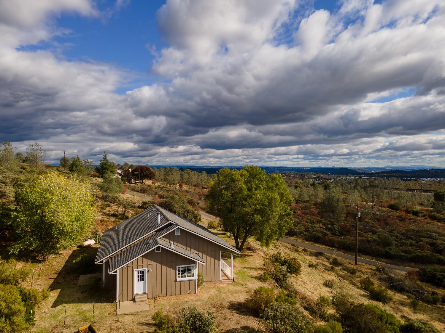 3834 Loma Drive