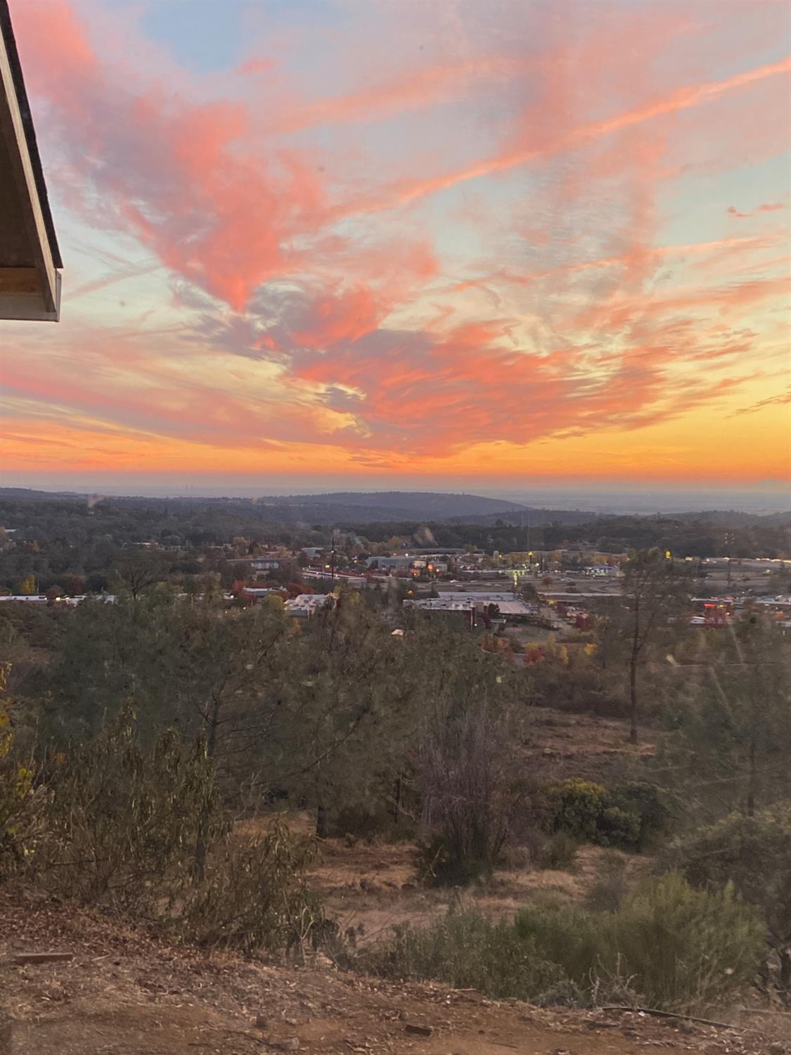 3834 Loma Drive