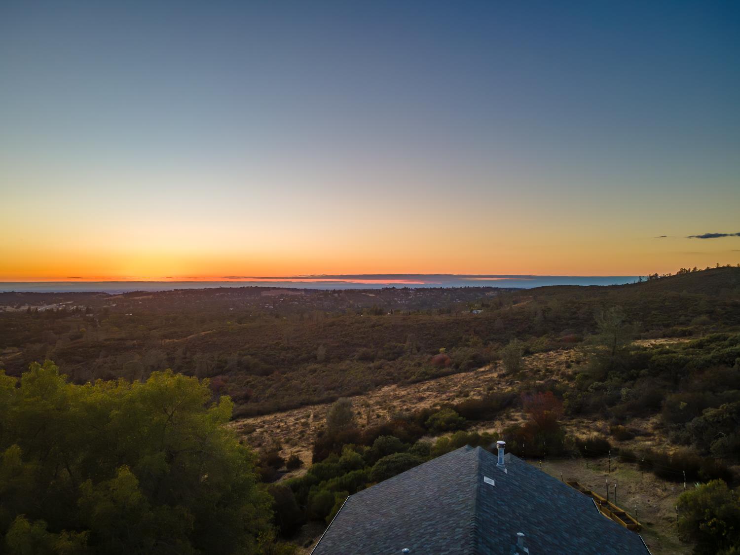 3834 Loma Drive