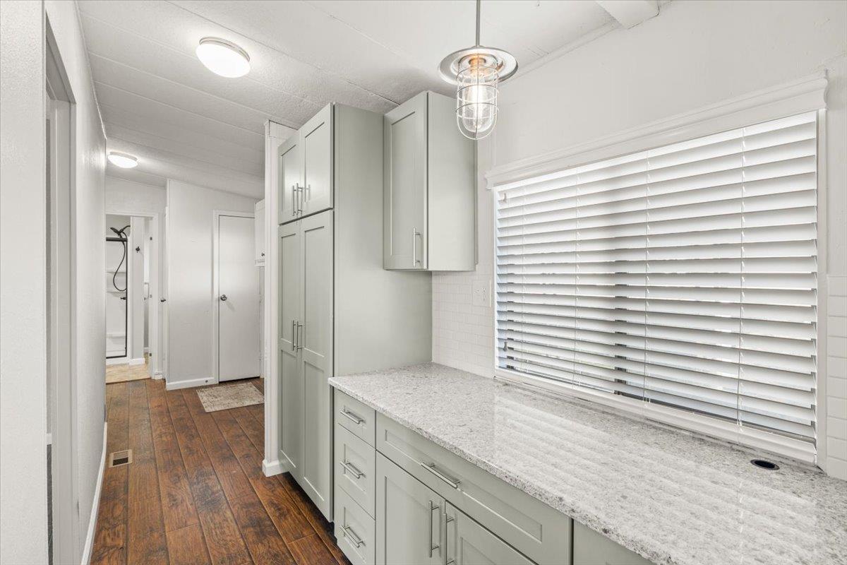 4420 Pleasant Valley Road 184