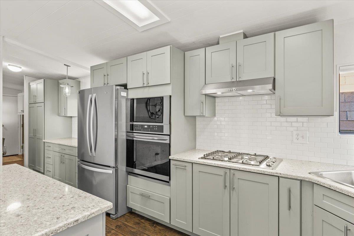 4420 Pleasant Valley Road 184