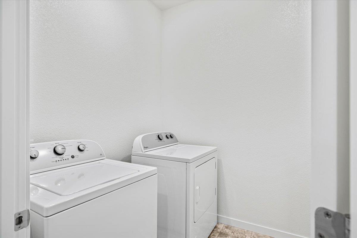 3216 Bridgeway Drive