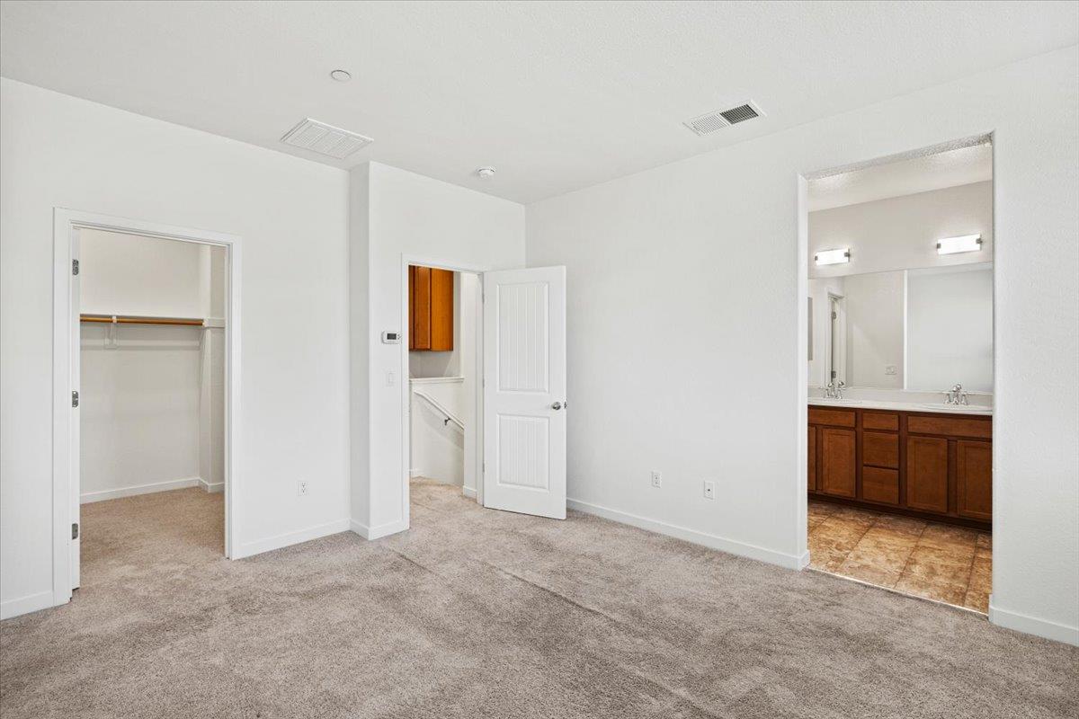 3216 Bridgeway Drive