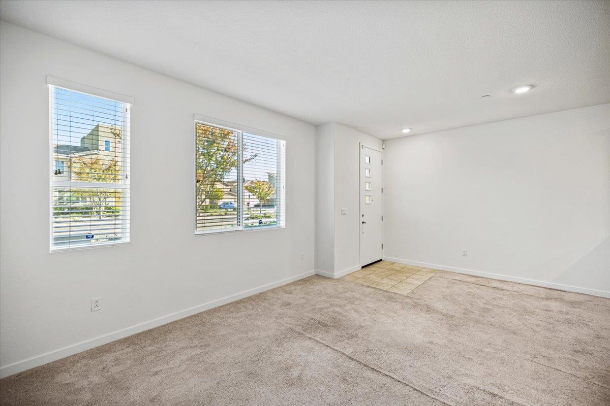 3216 Bridgeway Drive