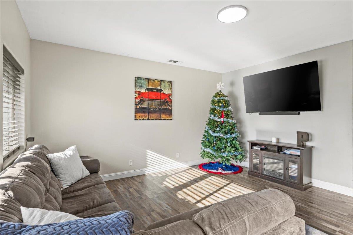 3431 Elderberry Road