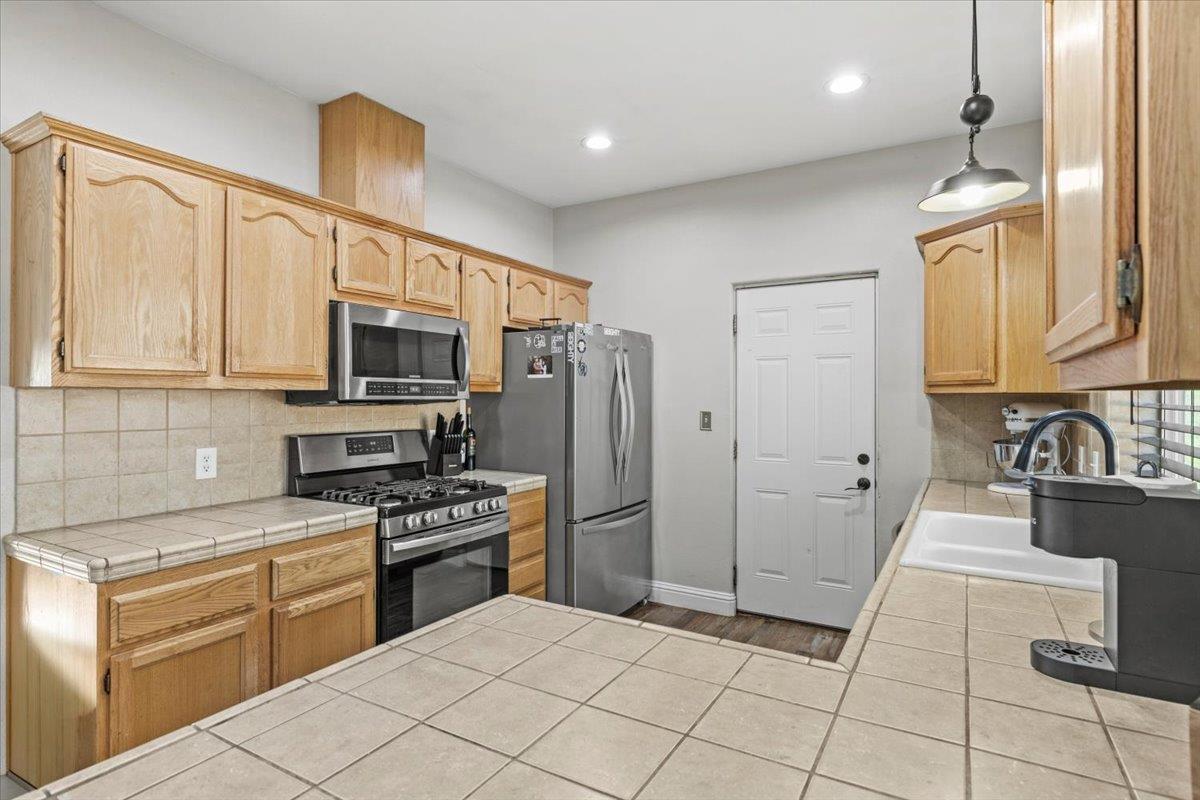 3431 Elderberry Road