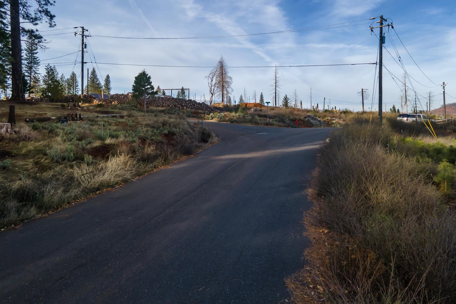 5087 Woodridge Drive