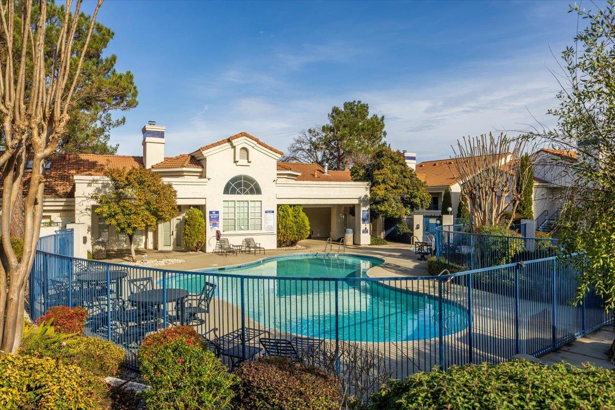 706 Horizon Cove 2037